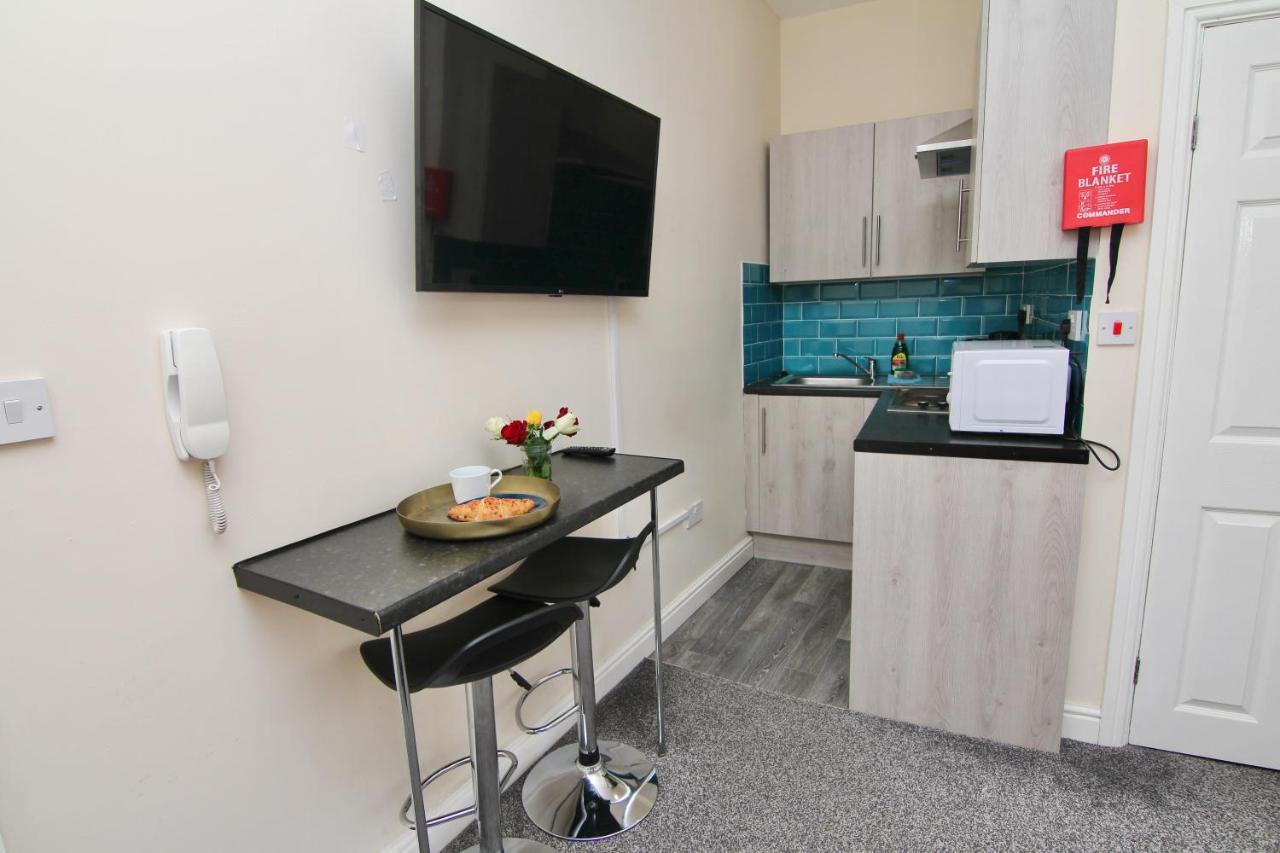 Lovely Twin Bed Studio Near Coventry Shopping Centre Esterno foto
